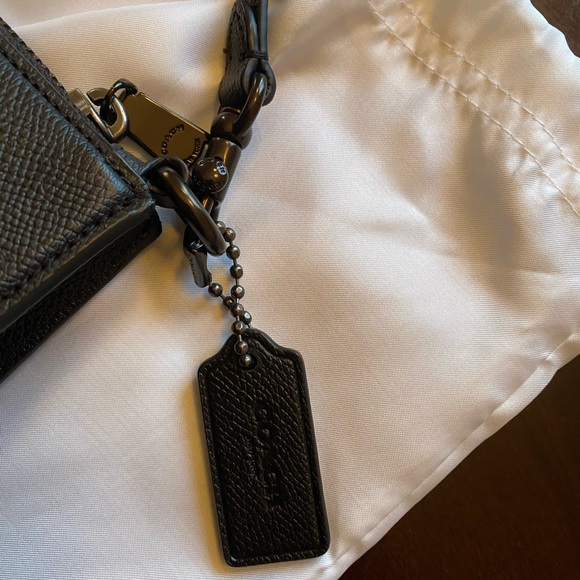 Coach -Leather Shoulder Bag - Picture 9 of 11